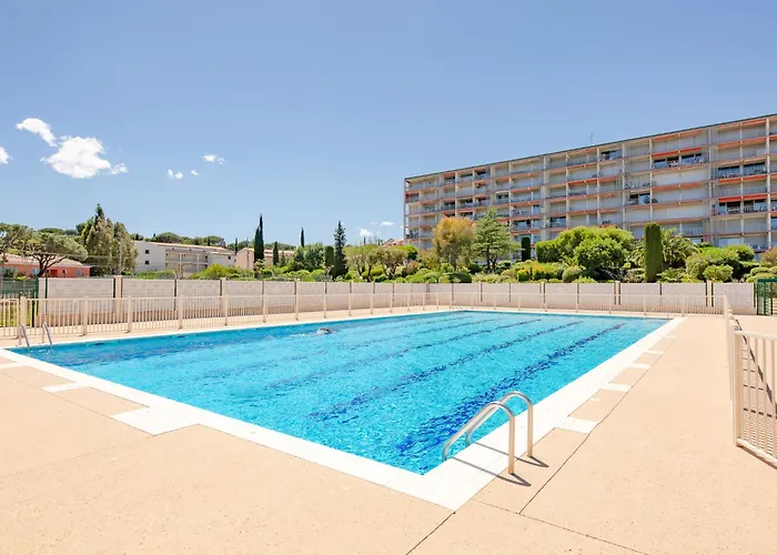 Les Coteaux Du Preconil-7 By Interhome